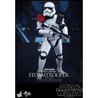 Hot Toys - MMS324 – Star Wars: The Force Awakens - First Order Stormtrooper Officer Collectible Figure
