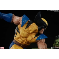 Sideshow Collectibles - Hulk Vs Wolverine Maquette