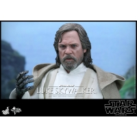 Hot Toys – MMS390 – Star Wars: The Force Awakens – Luke Skywalker