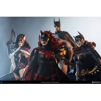 [Pre-Order] Sideshow - Life Size Figure - Batman Legendary 