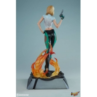[Pre-Order] Sideshow Collectibles -Danger Girl : Abbey Chase Premium Format Statue