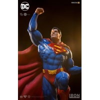 Iron Studios -  Prime Scale - Superman 1/3 by Ivan Reis