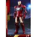 Hot Toys - QS012 - Iron Man - 1-4th scale Mark III (Deluxe Version) Collectible Figure