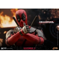 Hot Toys – MMS490 – Deadpool 2 – 1/6th scale Deadpool Collectible Figure