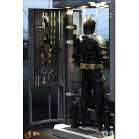 Hot Toys - Batman Armory with Alfred Pennyworth