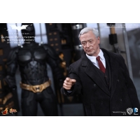 Hot Toys - Batman Armory w/ Bruce Watne & Alfred Pennyworth