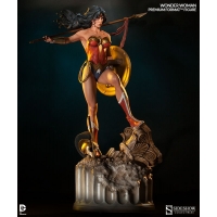 Sidewshow - Premium Format™ Figure - Wonder Woman