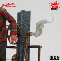 [Pre-Oder] Iron Studios - Freddy Krueger Arts Scale 1/10 - A Nightmare on Elm Street 
