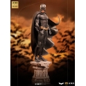 Iron Studios - Batman Deluxe Art Scale 1/10 - Batman Begins - EXCLUSIVO CCXP