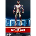 Hot Toys - QS008 - Iron Man 3 - 1/4th scale Mark XLII Collectible Figure (Deluxe Version) [Re-issue]