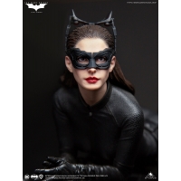 Queen Studios - Catwoman  1/6 scale