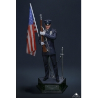  Queen Studios -  Joker 1/3 Statue (Police Uniform)