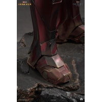 Queen Studios -  Iron Man Mark3 1/2 Statue (Battle Damaged Edition)