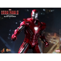 Hot Toys - Iron Man 3 - Silver Centurion (MARK XXXIII)