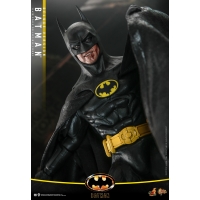 [Pre-Order] Hot Toys - MMS692 - Batman (1989) - 1/6th scale Batman Collectible Figure