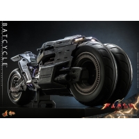 [Pre-Order] Hot Toys - MMS704 - The Flash - 1/6th scale Batcycle Collectible Vehicle